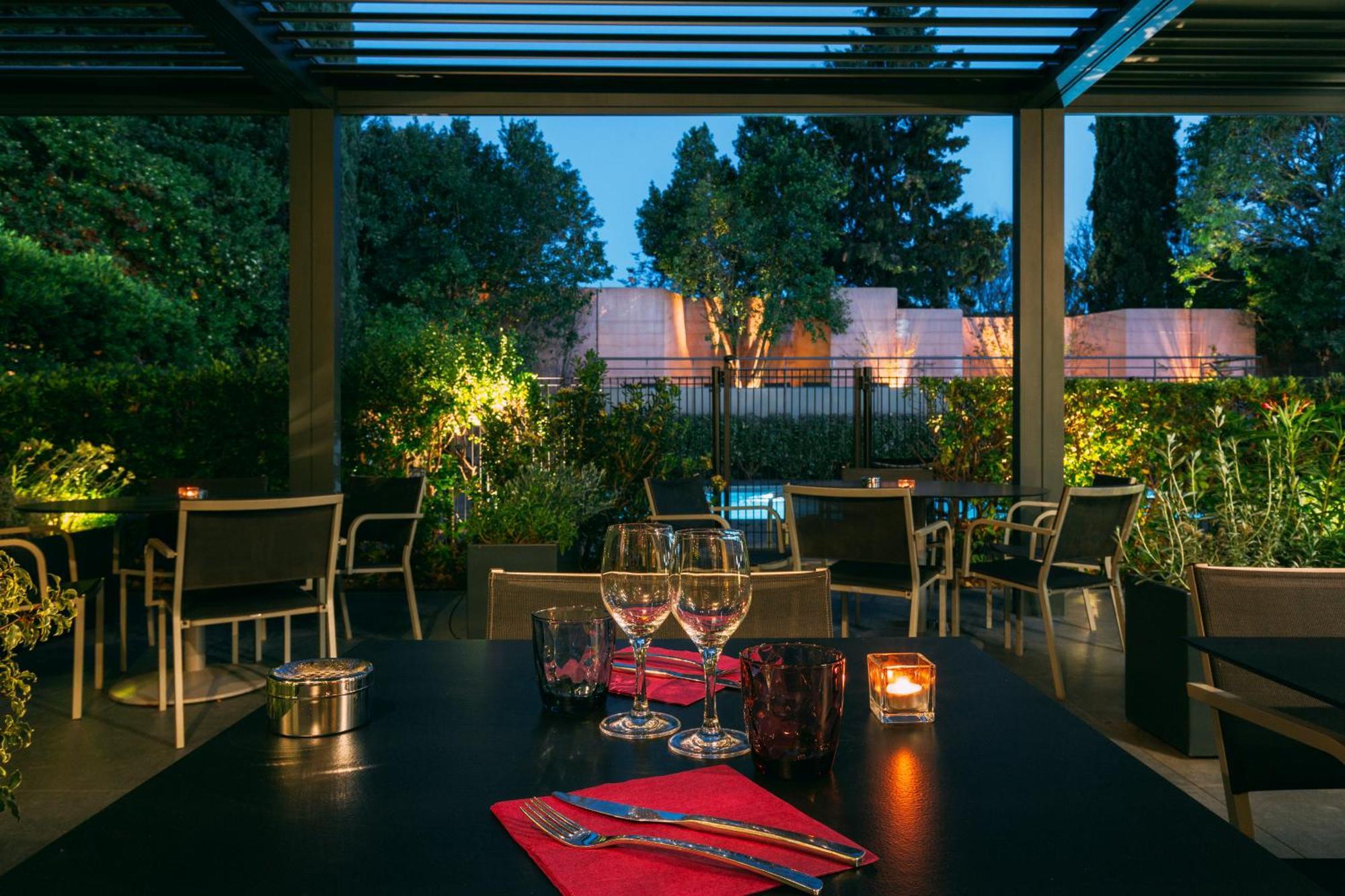 Escale Oceania Aix-En-Provence Hotel Eksteriør billede