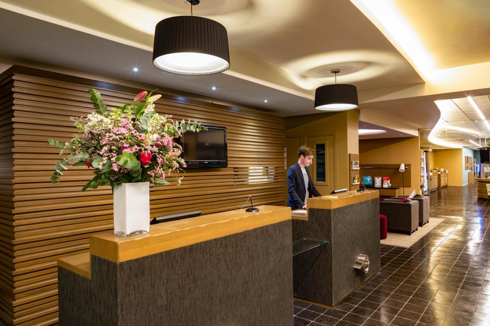 Escale Oceania Aix-En-Provence Hotel Eksteriør billede